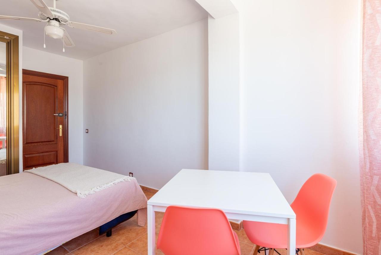 Sunny Harbor House Apartment Malaga Bagian luar foto